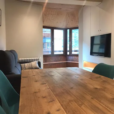 De Alicia Apartment